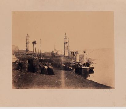 GUSTAVE LE GRAY Girgeh, Egypte, vers 1867
Épreuve sur papier albuminé d'après un...