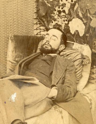 [TOULOUSE-LAUTREC DORMANT] 
Très rare
Épreuve albuminée vintage, vers 1894
H_10,8...