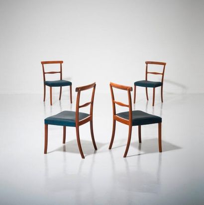 OLE WANSCHER | 1903-1985 | Danemark 
Série de quatre chaises modèle «S-2982»
Acajou...