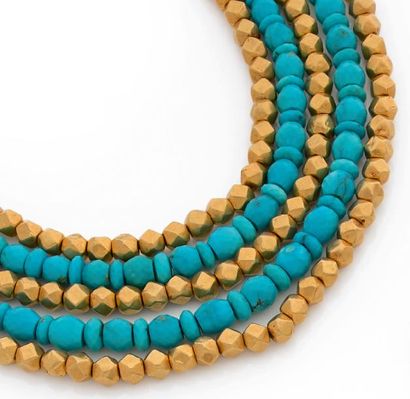 null Demi-parure en or 18K (750) comprenant: un collier multi-rangs de perles d'or...