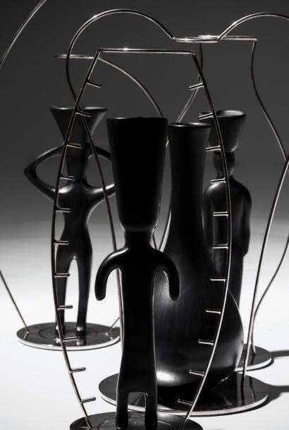 ANDREA BRANZI | Né en 1938 | Italie 
Vase soliflore modèle «Kouros» issu de la série...
