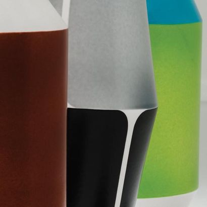 PIERRE CHARPIN | Né en 1962 | France 
Prototype du vase modèle «Ceramica 3» issu...