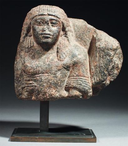 ÉGYPTE Couple de dignitaire. Statue fragmentaire provenant d'un groupe représentant...