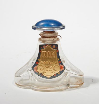 GABILLA " Tango "
Flacon en cristal de Baccarat modèle de forme encirer, belle étiquette...