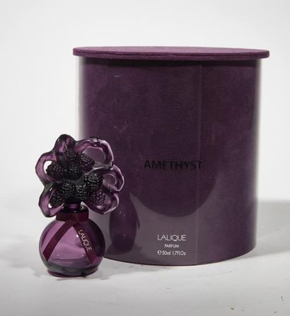 LALIQUE " Amethyst "
Flacon en cristal violet (vide), Edition Limitée numéro 708,...