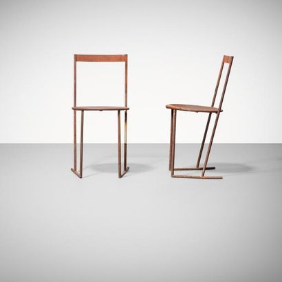 EILEEN GRAY | Dans le goût de | France Paire de chaises
Metal rouille
Vers 1930
H_80...