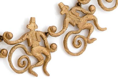 Jean Boggio Collier en bronze doré aux singes.
Signé.
D_54 cm