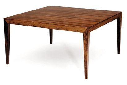 SEVERIN HANSEN JR Table basse en palissandre de Rio. Edition Haslev. Vers 1955. H_50...