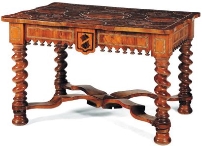 null Table bureau de forme rectangulaire en placage de bois de violette, loupe et...