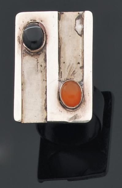 BONINSEGNI - FIRENZE Bague. Argent, agates. 1970. Signée. Pièce unique. TDD 53.5