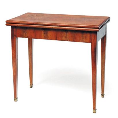  Table à jeux en bois naturel et placage de noyer XIXe siècle H_79 cm L_84 cm P_42...