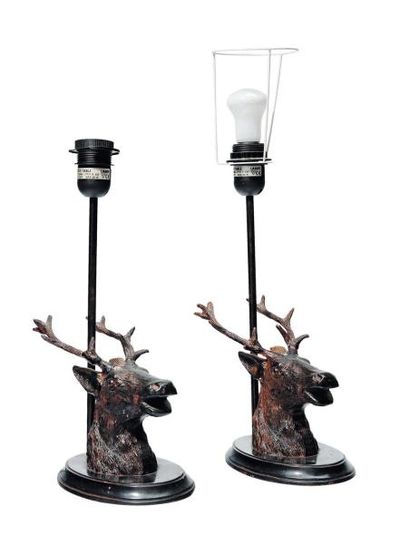 null Pied de lampe moderne en métal à décor d'une tête de cerf H_37 cm L_12,5 cm...