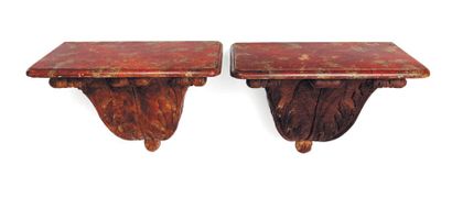 null Belle paire de consoles d'applique en bois sculpté XVIIIe siècle ? H_42 cm L_54...