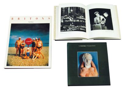 SLAVIN, Neal (1941) etc. SLAVIN, Neal. Britons. New York : Aperture, 1986. In-folio...