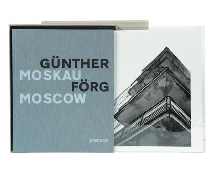FÖRG, Günther (1952) Moskau/Moscow.Köln: Snoeck, (1995). In-4° (30,5 x 24 cm.) Reliure...