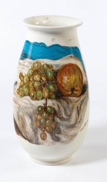 GIORGIO DE CHIRICO 1888-1978 Grèce Vase modèle « Vita Silente »
Porcelaine de Limoges...