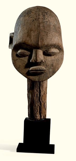 null TÊTE, LOBI, BURKINA FASO

LOBI HEAD, BURKINA FASO

haut. 35 cm; 13 ¾ in

PROVENANCE
Galerie...