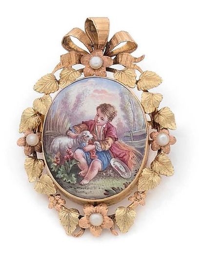 null BROCHE en or 18K (750) de deux tons, ornée d'une miniature émaillée polychrome...