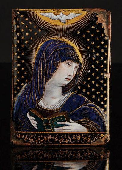 null Plaque en émail peint polychrome avec rehauts d'or représentant la Vierge de...