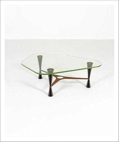 EDWARD WORMLEY 1907-1995 États-Unis Table basse modèle «5309»
Bois teinté, laiton...