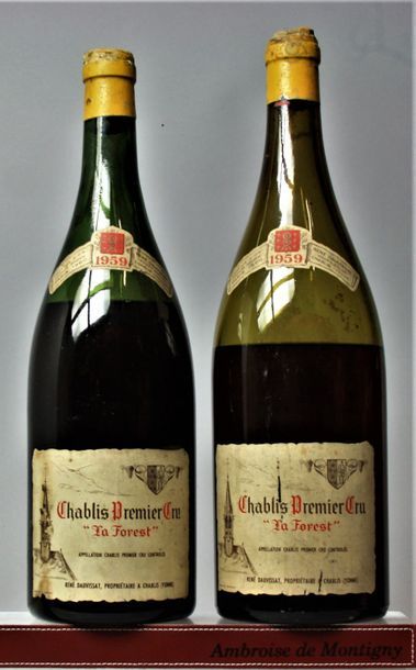 null 2 MAGNUMS CHABLIS 1er cru «La Forest» - DAUVISSAT 1959
En mauvais état.
Badly...