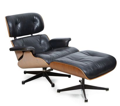 Charles & Ray Eames Due Lounge Chairs con i loro pouf
International Furniture Edition
Intorno...