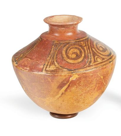 PANAMA Vaso in terracotta decorata (restauri)
Vase décoré en terre cuite (restaurations)
H_27,5...