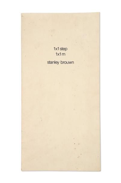 STANLEY BROUWN (NÉ EN 1935) 1 x 1 step 1 x 1 m, 1986 Livre d'artiste, tirage à 500...