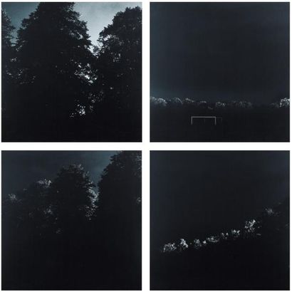 SOPHY RICKETT (NÉE EN 1970) Untitled Quadriptyque. Photographie noir et blanc monté...