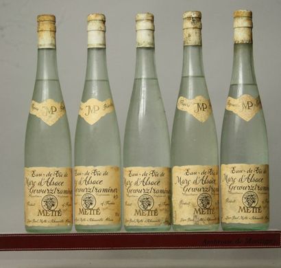 null 5 bouteilles MARC de Gewurztraminer - Paul METTE
LOT VENDU EN L'ETAT