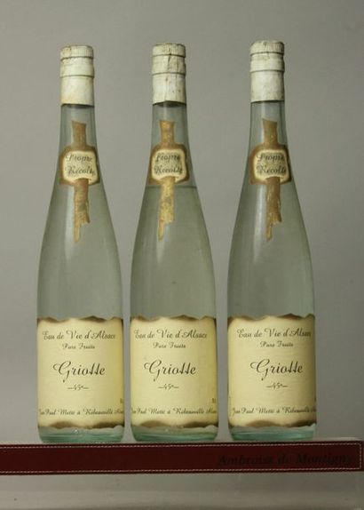 null 3 bouteilles EAU de VIE D'ALSACE "Griotte" - Paul METTE
LOT VENDU EN L'ETAT