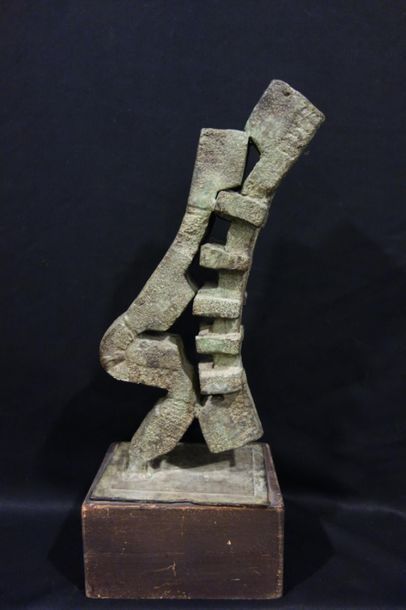 null Riccardo Vanni
Sculpture en bronze reposant sur un socle en bois, 1970. 
H....