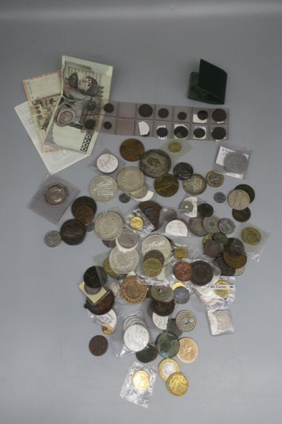 null DIVERS 	
Lot de monnaies variées, de ROME à nos jours en bronze et argent (...