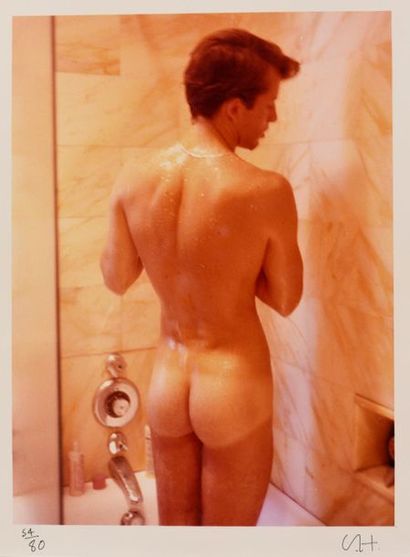 null David Hockney (né en 1937).
Peter showering, 1976.
De la série : Twenty Photographic...