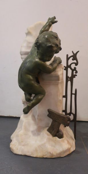 null Henri PERNOT (1859-1937) 
" Piège à loups ". Sculpture en marbre et régule à...