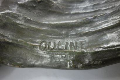 null Alexandre Ouline (actif :1918-1940)
La mouette
Bronze à patine verte
Signé en...