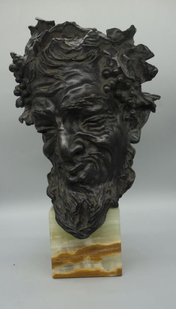 null Vincenzo GEMITO (1852-1929)
" Satyre ". Épreuve en bronze à patine noire sur...