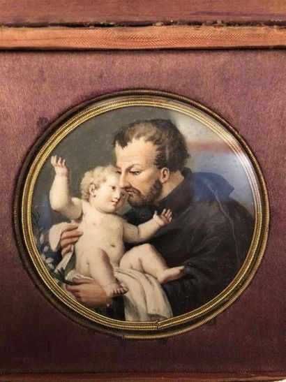 null Miniature sur ivoire Saint Joseph et l'enfant Jésus, dans un bel étui en maroquin...