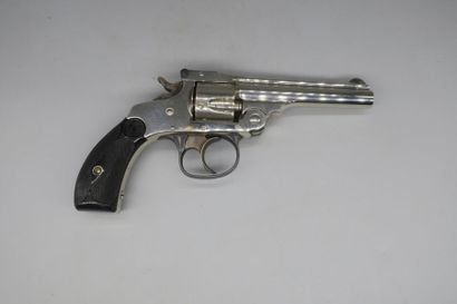 null Revolver S&W 3°ISSUE, 38, 5 coups, chromé, état neuf, long.18cms.