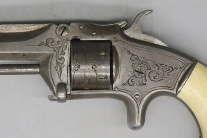 null Revolver S&W N°1, 2°ISSUE, poinçon liégeois + N couronné, décoré de motifs floraux,...