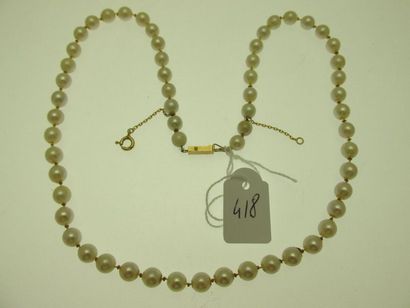 1 collier de perles de culture choker, fermoir...
