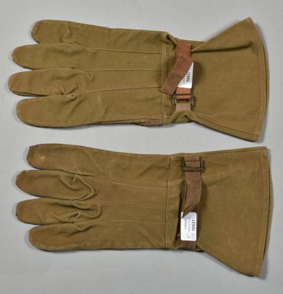 Paire de gants de troupes blindées/motorisées,...