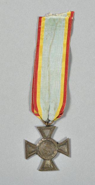 Croix du Mérite de guerre de 2°classe, M...