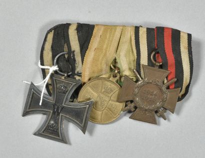 Portée de 3, croix de fer prussienne, médaille...