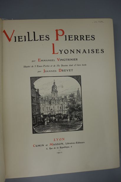 null VINGTRINIER (Emmanuel). VIEILLES PIERRES LYONNAISES. LYON, CUMIN ET MASSON,...