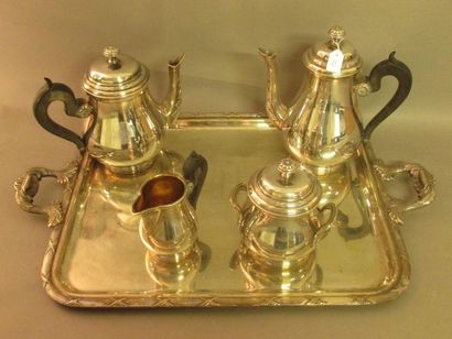 null Servie thé-café en métal argenté à décor de rubans-croisés de style Louis XVI...