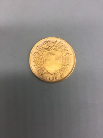 PIECE de 20 francs. Suisse, 1935.
Lot vendu...