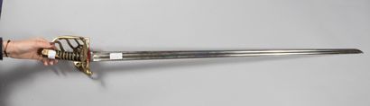 null Heavy cavalry saber, without scabbard, 20th century.