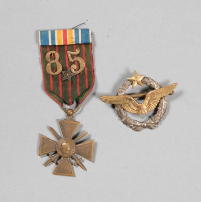 null Escadrille SPA 85. Brevet de pilote avion B/15014, avec croix de guerre 1914/1918...