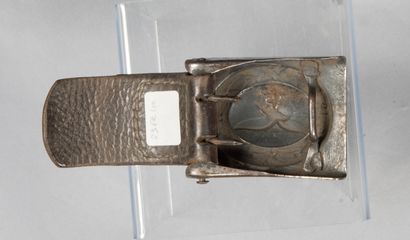 null LUFTWAFFE. Belt buckle with leather marked by a manufacturer and dated 1941...